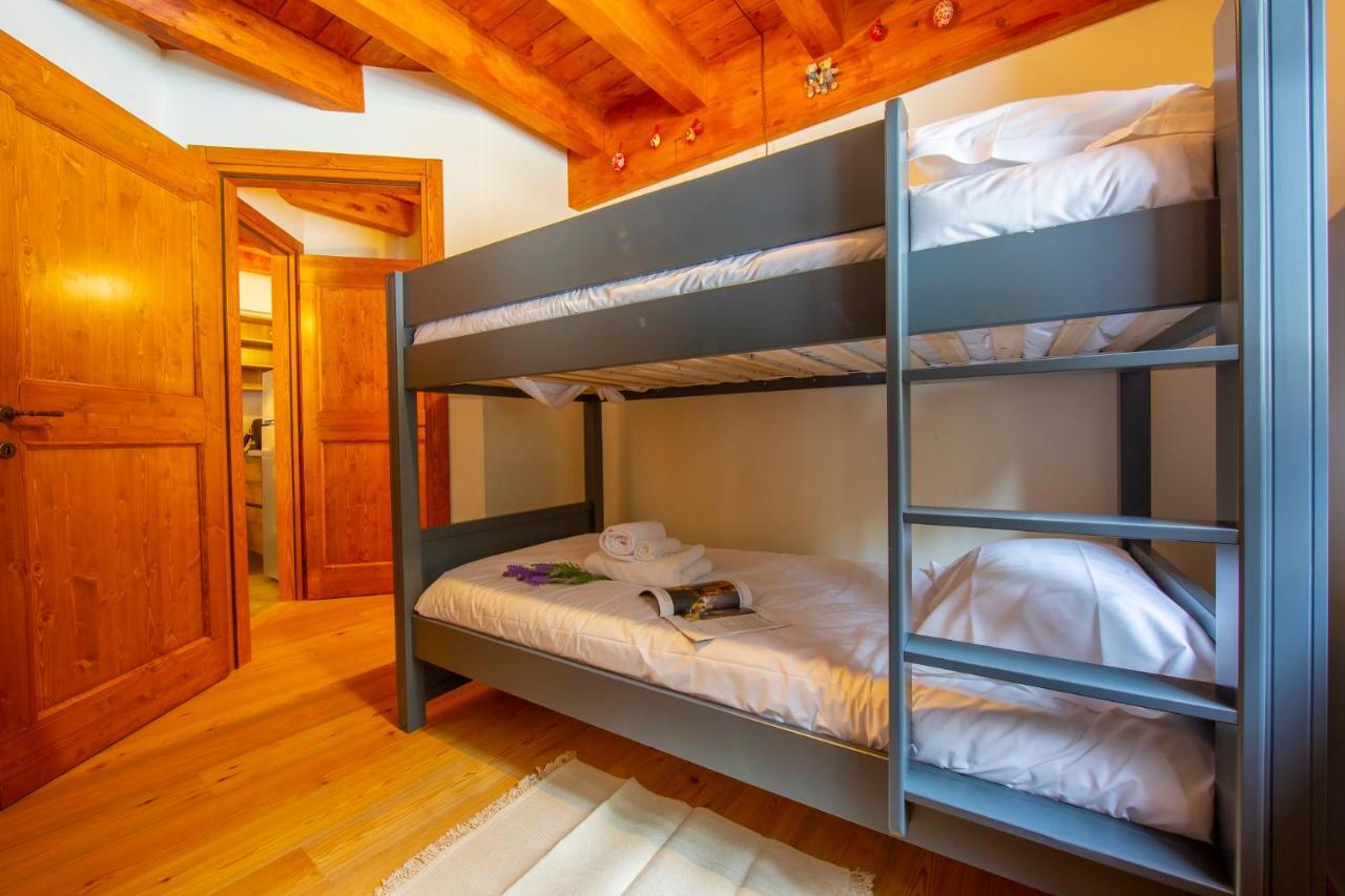 Wildhomes Wild Wolf Lodge Courmayeur Exteriör bild