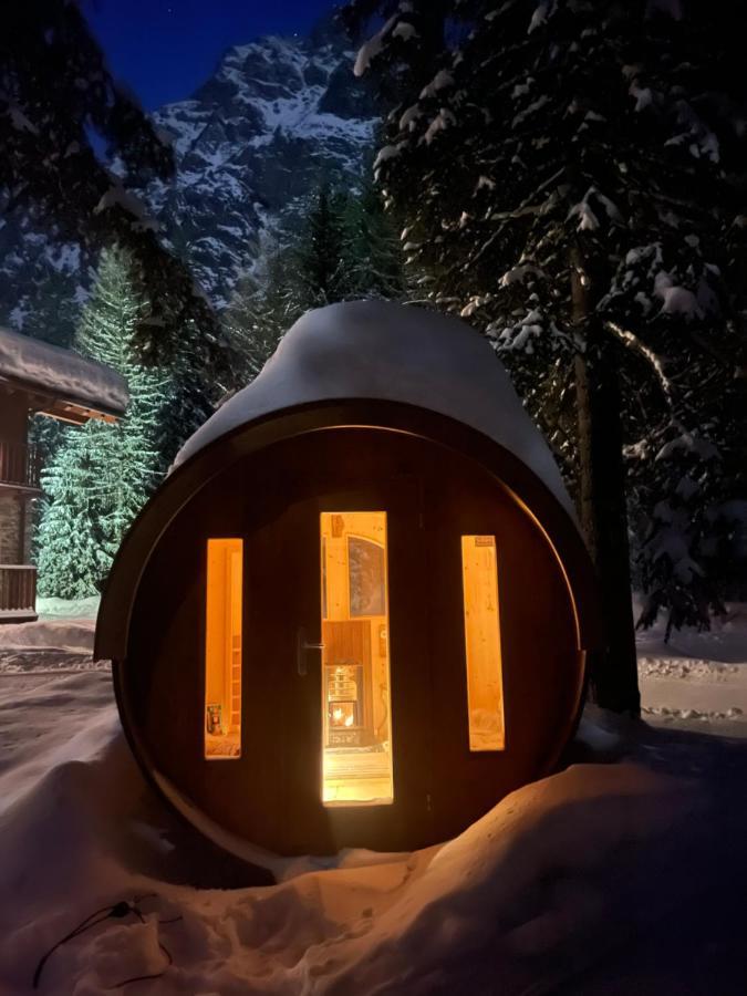 Wildhomes Wild Wolf Lodge Courmayeur Exteriör bild