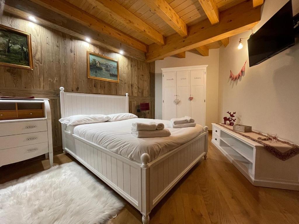 Wildhomes Wild Wolf Lodge Courmayeur Exteriör bild
